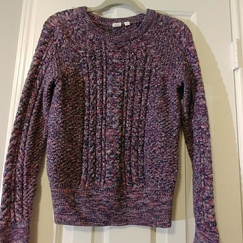 Women's sweater